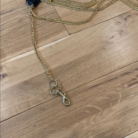 Choker Chain Accessory - Picture 4 of 5